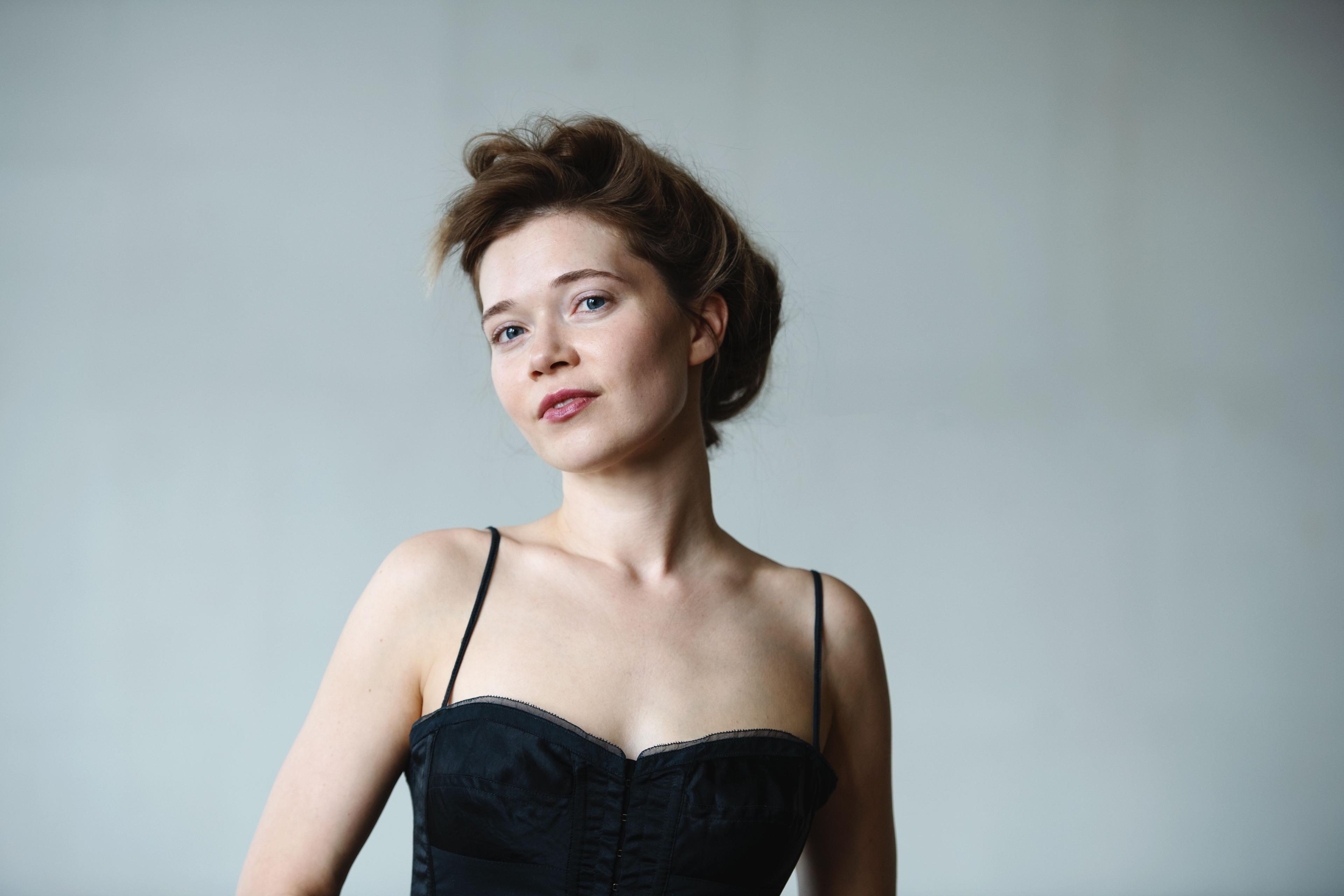 Photo of Farina Flebbe by Jeanne Degraa 