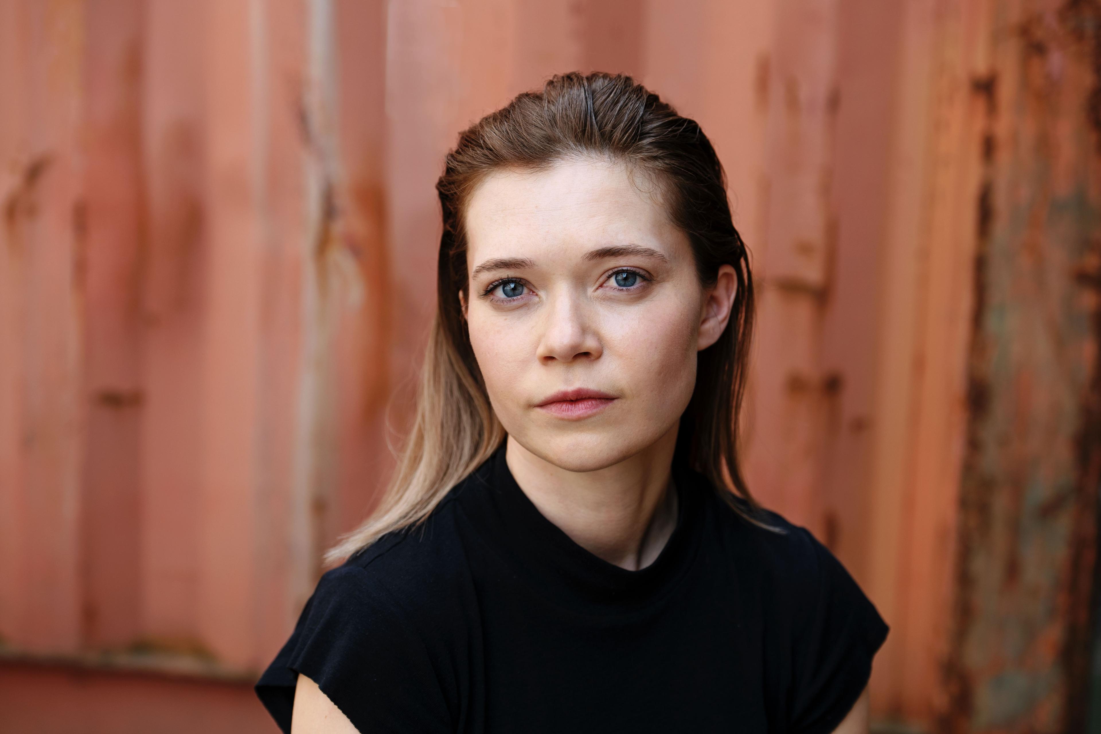 Photo of Farina Flebbe by Jeanne Degraa 